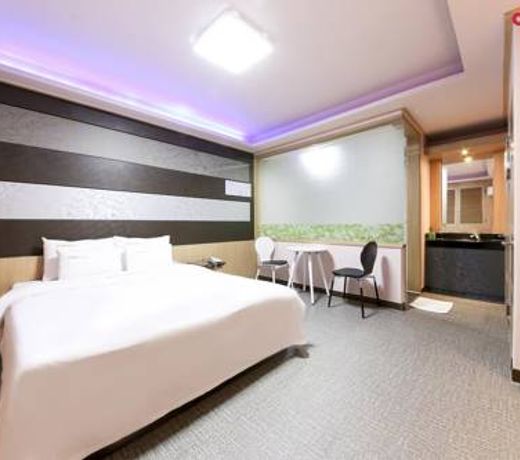 Sharp Hotel Jeonju
