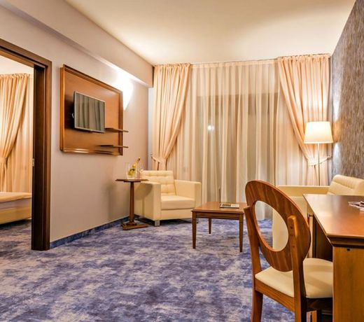 Hotel Briliant