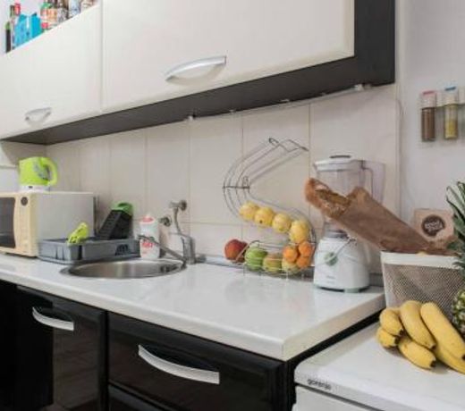 Spacious 1-bedroom apartment