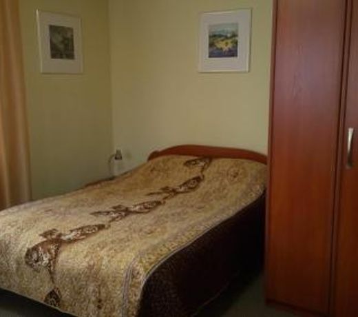 Apartment on Azina 20/3