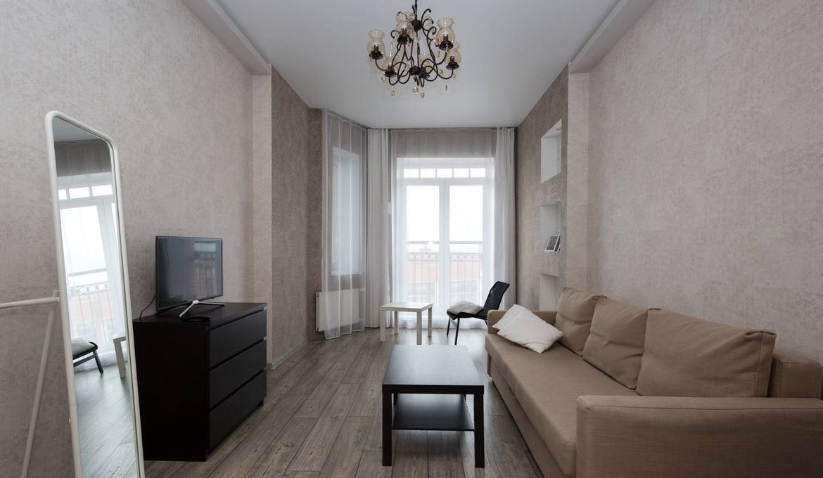 Apartment with french balcony on Pulkovskaya