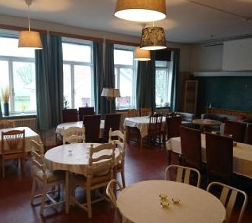 Tossene Vandrahem