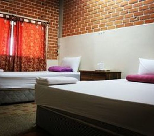 Khaochan Resort