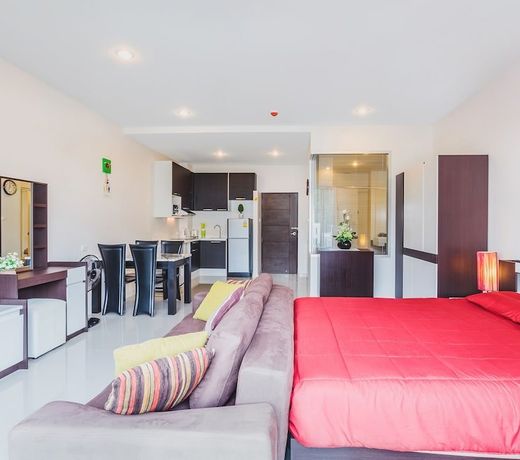 Condo in Karon in Chic Condo B505
