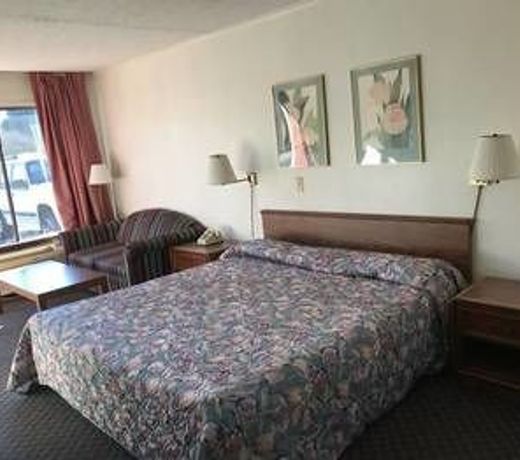 Flagship Inn