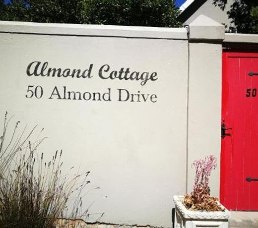 Almond Cottage Bed & Breakfast