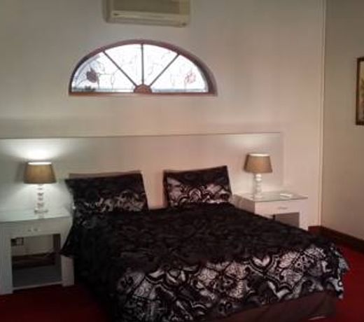 Beverley Hills Lodge