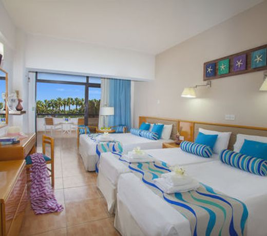 Cavo Maris Beach Hotel