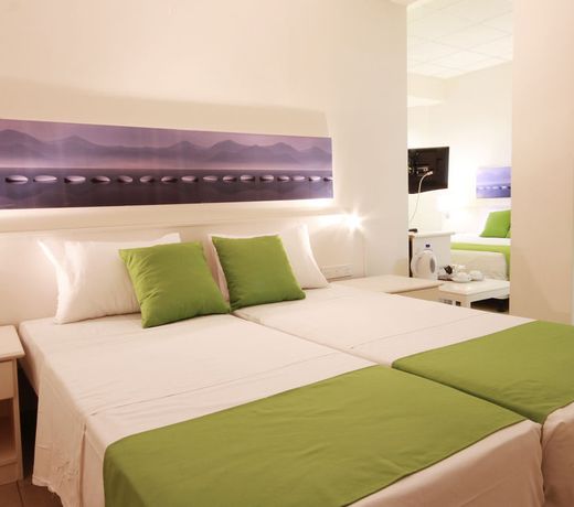 Papouis Protaras Hotel