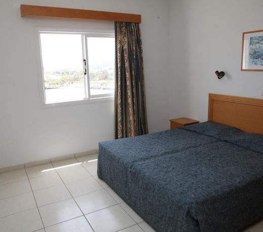 Maistrali Hotel Apartments & Bungalows