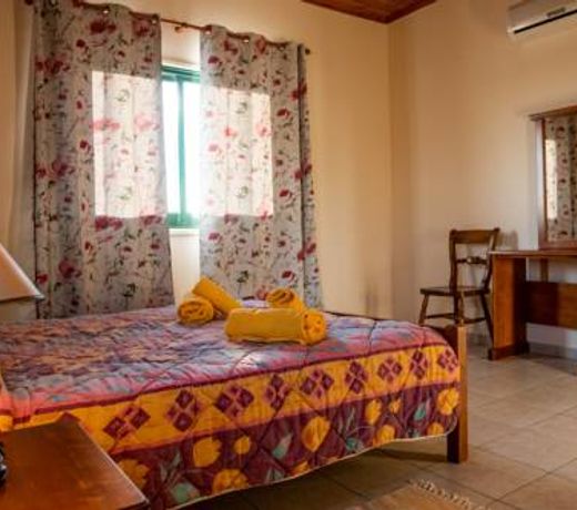 Adonis Villa