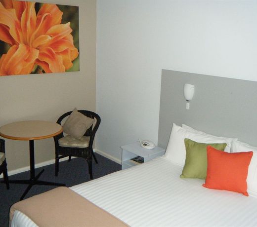 Orana Windmill Motel