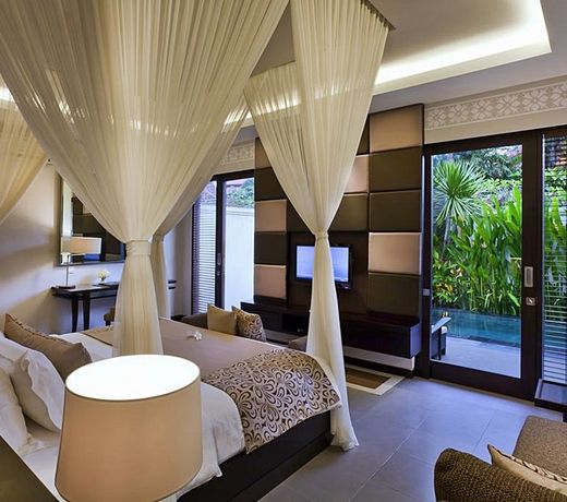 White Rose Kuta Resort - Villas & Spa