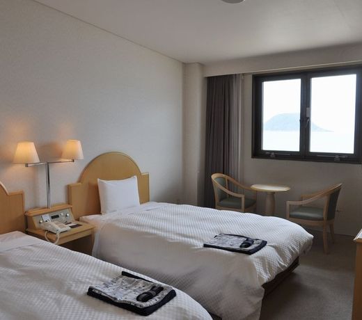 Niji-no-Matsubara Hotel