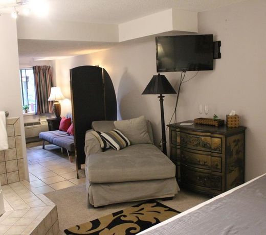 Brydan Suites
