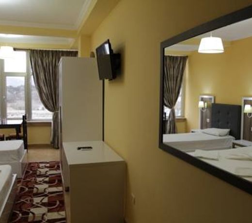 Star Hotel