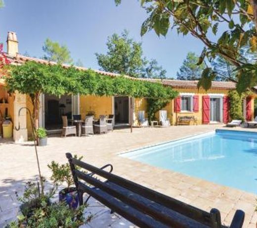 Awesome home in Fayence with WiFi, Private swimming pool and Outdoor swimming pool
