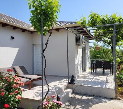 Ioannis Houses - gemutliches Ferienhaus im Olivenhain