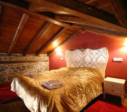 Gioras Hotel