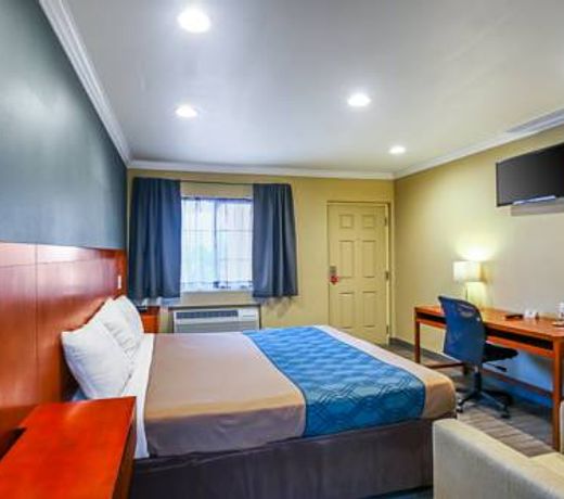 Econo Lodge San Bernardino I-215