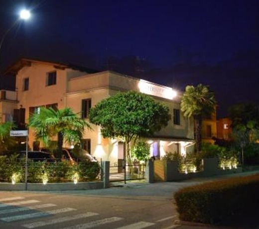 International Rooms & Apartments