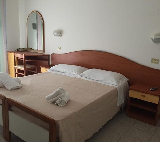 Ceccarini 9 home suite home