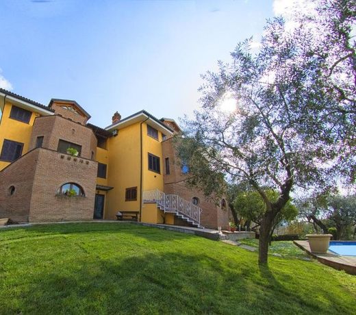 Villa C Luxury Estate