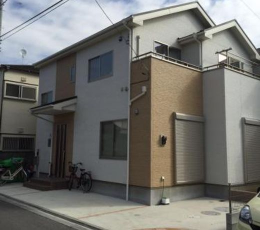 Hinode House