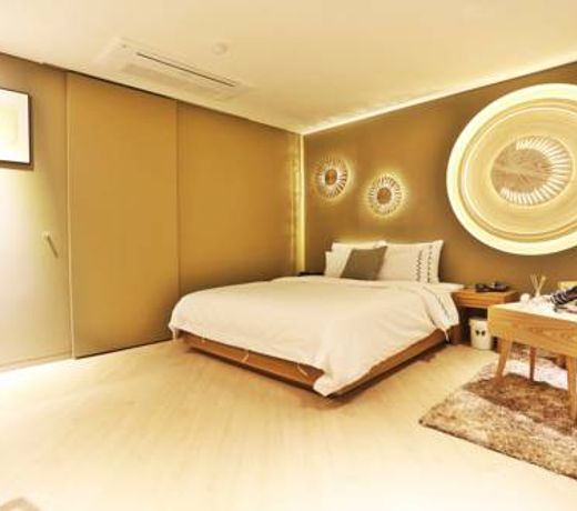 Mari Hotel
