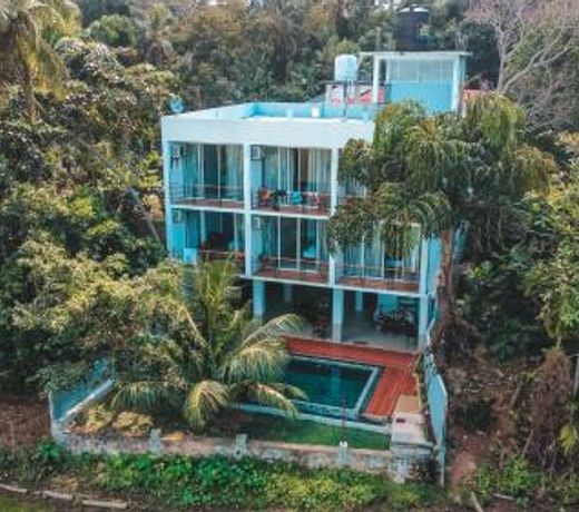 Green Edge Villa