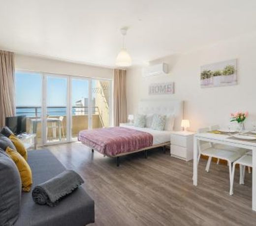 Praia da Rocha, Wonderful Studio with Air Conditioning, two Pools, Internet and Parking - Jardins da Rocha by IG