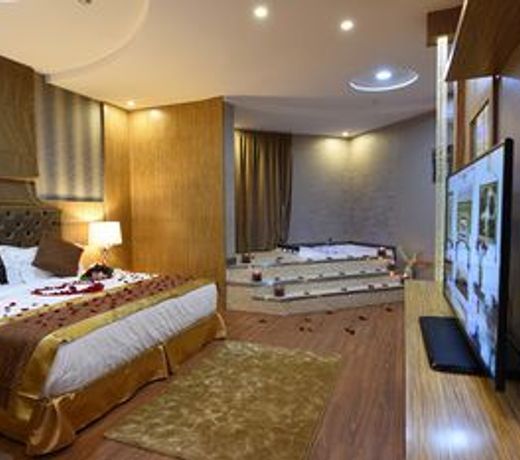 Clemence Suites