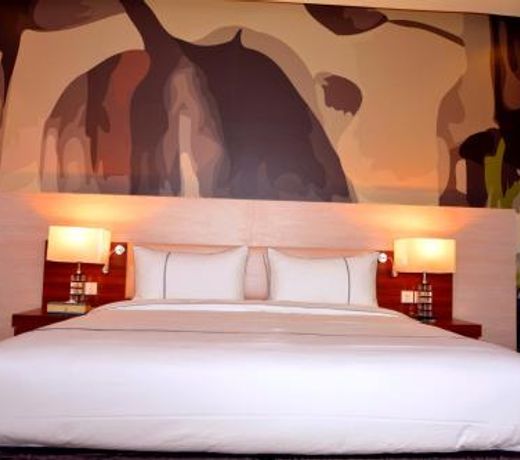 Thwary Hotel Suites