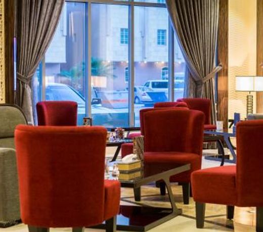 Thwary Hotel Suites