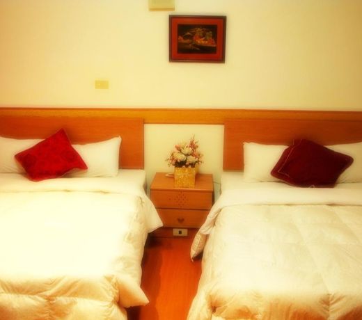 Horng Yi Hotel