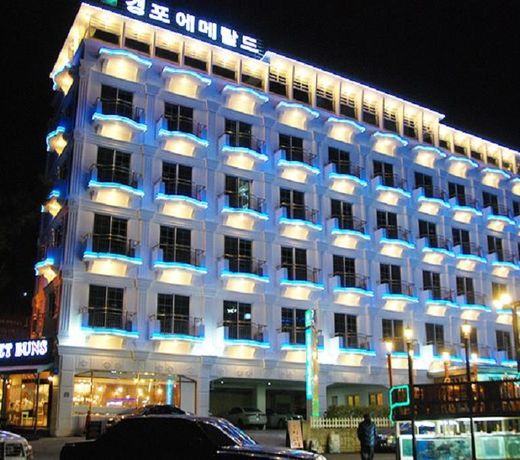 Gyeongpo Emerald Beach Hotel