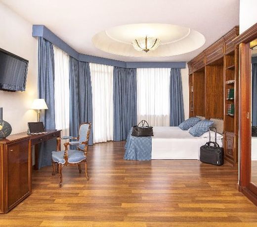 Ayre Hotel Astoria Palace