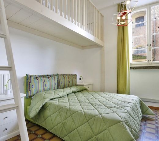 B&b Pergola House