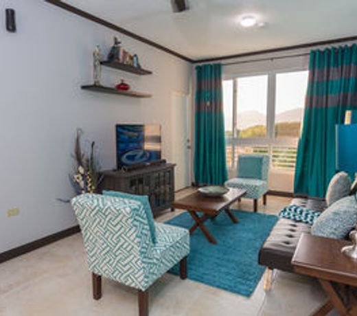 Casa Royale Guest Apartment
