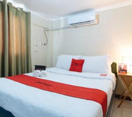 RedDoorz Plus Lagoon Resort Zambales