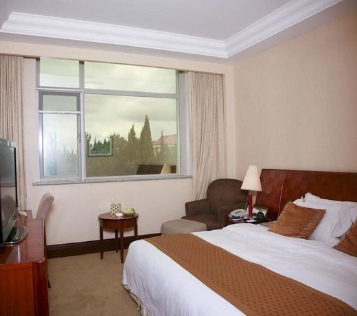 Weihai Blue Sky Hotel