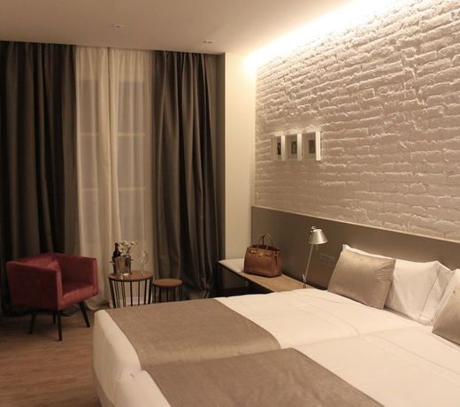 Hotel Well and Come