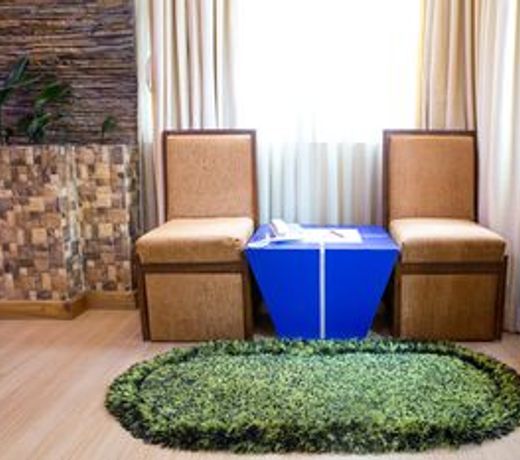 Royal Penguin Boutique Hotel & Spa