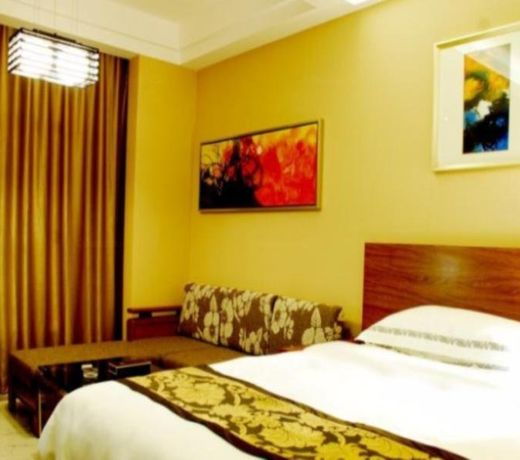 Golden Vision Hotel