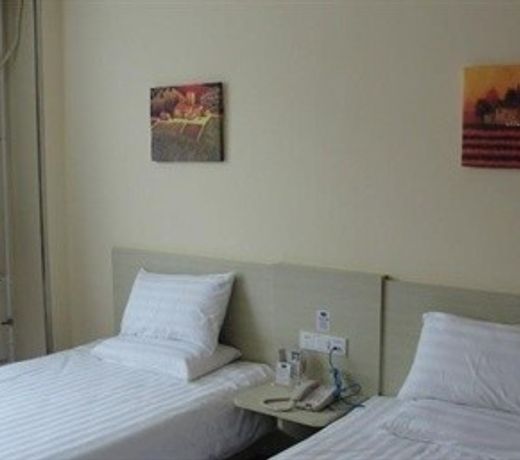 Hanting Hotel Renming Road