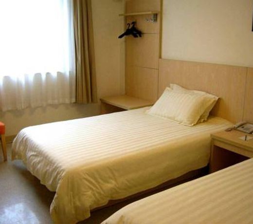 Jinjiang Inn Changchun FAW Factory Car Business City
