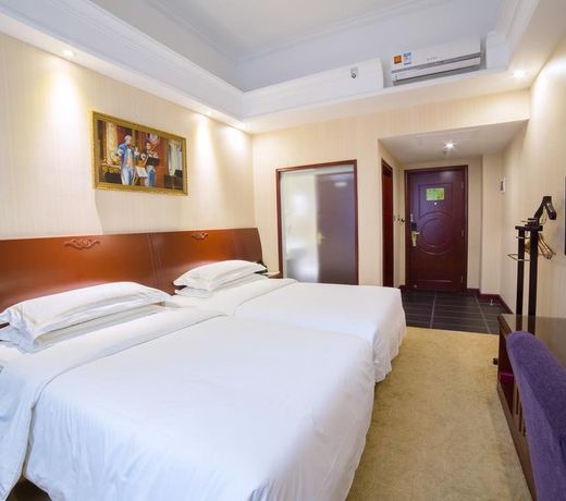 Vienna Hotel Zhuhai Xiangzhou Bus Station