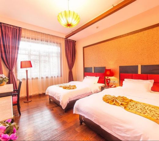 Le Hoo Hotel