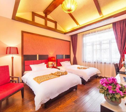 Le Hoo Hotel