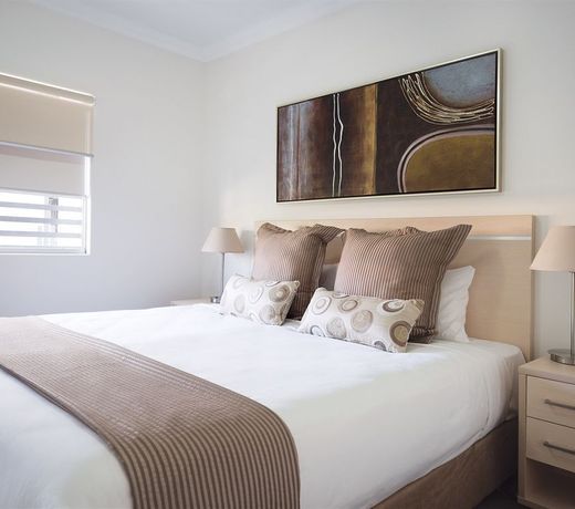 Oaks Brisbane Mews Suites